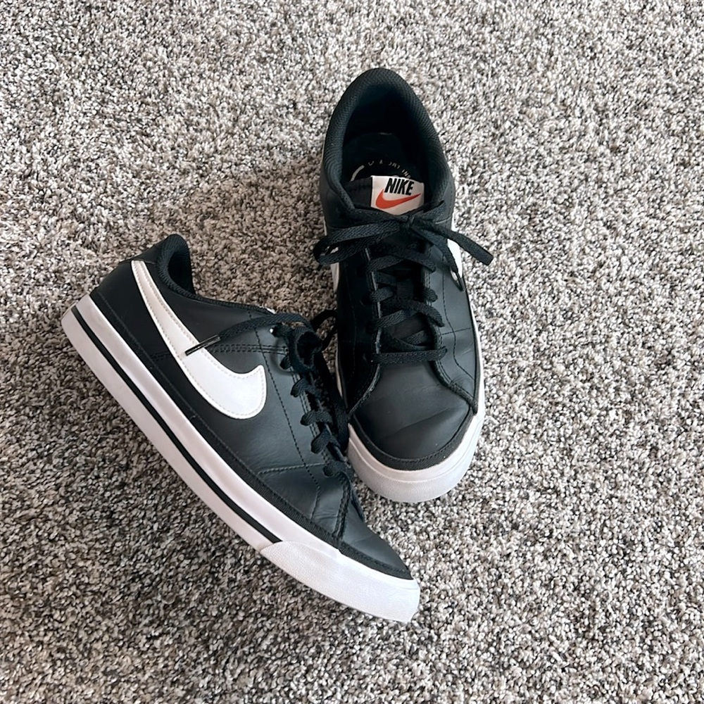 Nike court legacy 6.5y/8w